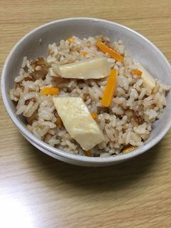 たけのこの水煮で炊き込みご飯♪-レシピのメイン写真