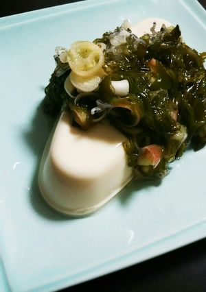 超簡単！夏にさっぱり茗荷メカブ乗せ豆腐！-レシピのメイン写真