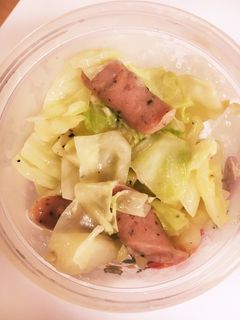 節約!キャベツとウインナーのチーズ炒め-レシピのメイン写真