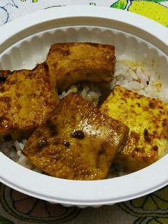熱い日も15分で豆腐のカレーステーキ丼。-レシピのメイン写真