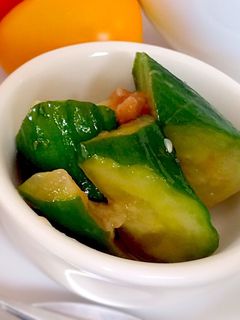 さっぱり♪叩き胡瓜の梅ぽん酢漬け-レシピのメイン写真