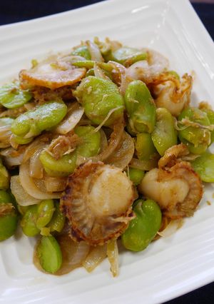 そら豆とベビーホタテをからめちゃった♪-レシピのメイン写真