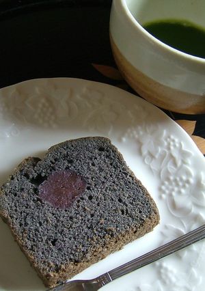 胡麻のブラックパウンドケーキ-レシピのメイン写真