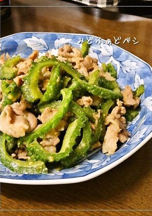 夏の暑さ撃退✿ゴーヤと豚肉の味噌炒め-レシピのメイン写真