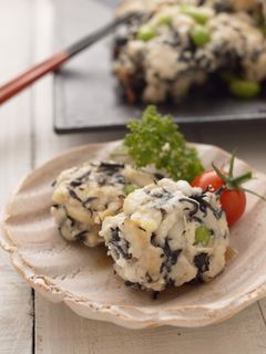 鶏胸肉とひじきとはんぺんのつくね-レシピのメイン写真