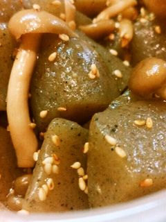 簡単!常備菜♪お弁当◎しめじと蒟蒻炒め-レシピのメイン写真
