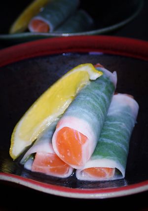 サーモンを大葉と大根で巻きました-レシピのメイン写真