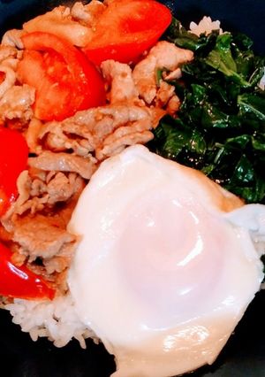 豚バラとトマトの炒めのせご飯☆疲労回復！-レシピのメイン写真