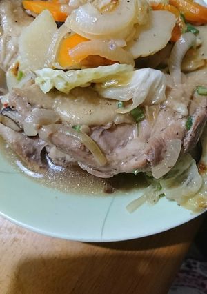 具だくさん野菜と骨付き肉の和風煮込み-レシピのメイン写真