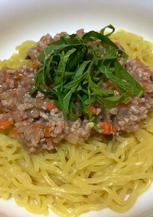 ジャージャー麺・肉味噌の中華麺バージョン-レシピのメイン写真