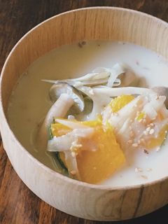 秋のまろやか豆乳ごま味噌汁-レシピのメイン写真