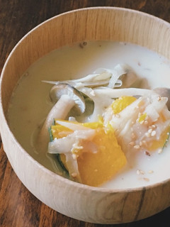 秋のまろやか豆乳ごま味噌汁-レシピのメイン写真