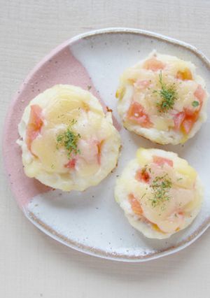 【離乳食後期】ポテトと魚のトマトピザ-レシピのメイン写真