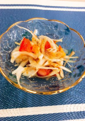 玉ねぎとトマトのめんつゆ和え-レシピのメイン写真