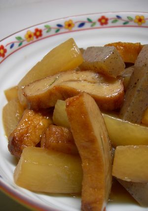 大根とさつま揚げとこんにゃくのピリ辛煮♪-レシピのメイン写真