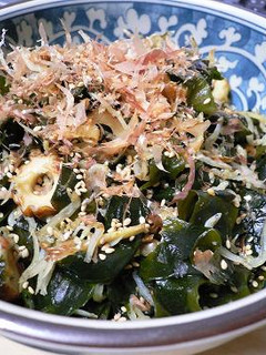 鉄分・カルシウムたっぷりじゃこわかめ炒め-レシピのメイン写真
