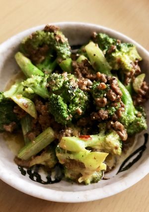 あまりもの肉味噌とブロッコリーのマヨ炒め-レシピのメイン写真