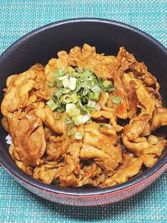 簡単!美味しい♪豚丼❤水無しVer.-レシピのメイン写真