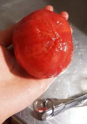 トマトの超簡単な皮剥き方法!-レシピのメイン写真