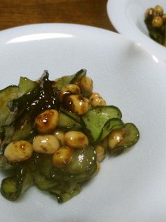 簡単!蒸し大豆で海苔の佃煮と胡瓜の和え物-レシピのメイン写真