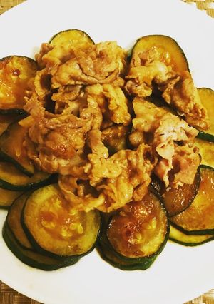 豚肉とズッキーニのオイケチャップ炒め-レシピのメイン写真