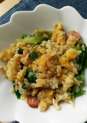 ササッと作れて満足!レタスチャーハン-レシピのメイン写真