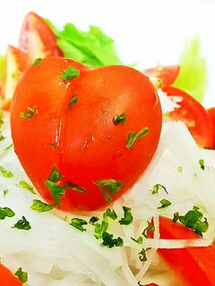 ♪簡単 ミニトマトで可愛いハートのサラダ-レシピのメイン写真