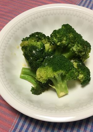 お弁当に♡ブロッコリーのマヨしょうゆ炒め-レシピのメイン写真