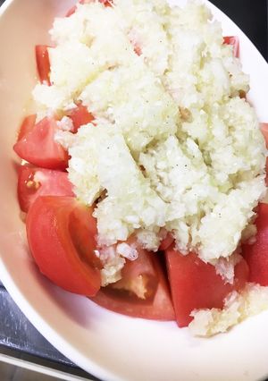 夏トマト、オニオンドレッシングサラダ！-レシピのメイン写真