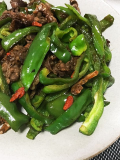 簡単!甘口青椒肉絲(チンジャオロース)-レシピのメイン写真