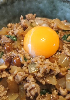 夏バテ知らず!ネバネバスタミナ丼-レシピのメイン写真