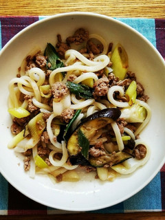 簡単!冷凍うどんと豚挽きゆず胡椒混ぜそば-レシピのメイン写真