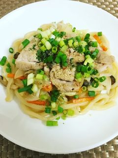 麺つゆで美味しい焼きうどん-レシピのメイン写真