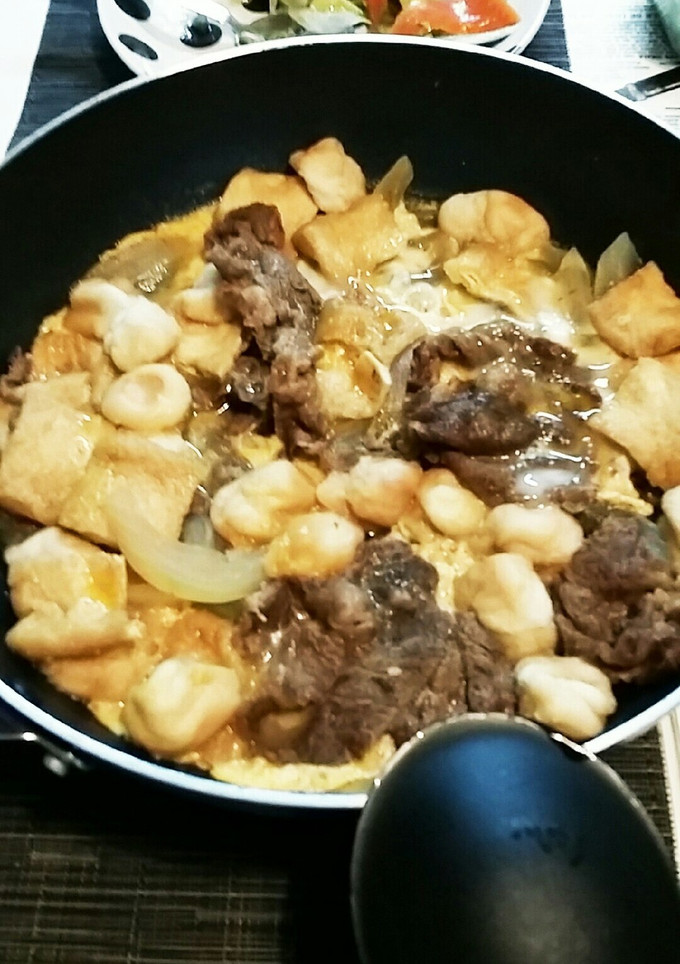 牛肉と玉ねぎと油揚げの卵とじ-レシピのメイン写真