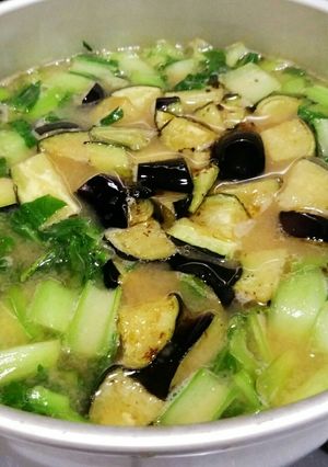 *揚げ茄子入りでいつもの味噌汁がコクうま-レシピのメイン写真