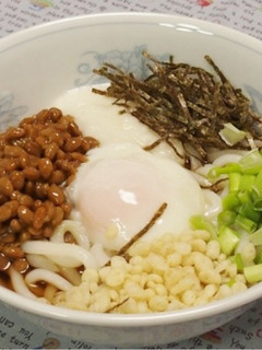 温玉納豆ぶっかけうどん-レシピのメイン写真