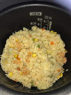 炊飯器で簡単 えびピラフ-レシピのメイン写真