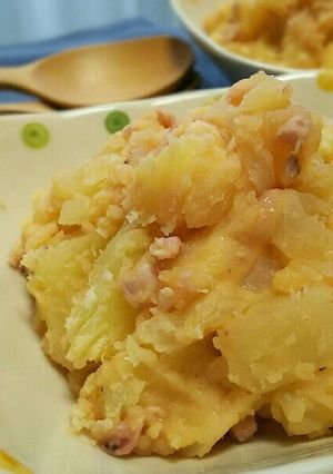 塩辛とチーズで濃厚ポテトサラダ-レシピのメイン写真