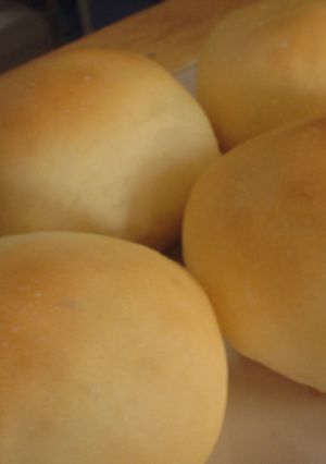 レンジで発酵♪薄力粉のふわふわ丸パン-レシピのメイン写真