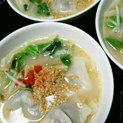 รูปของ えごまの葉入り水餃子