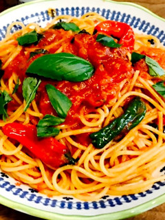 バジルとアンチョビ風味のトマトパスタ-レシピのメイン写真