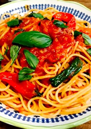 バジルとアンチョビ風味のトマトパスタ-レシピのメイン写真