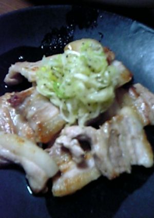 風邪撃退☆豚バラ焼き肉・ネギタレのせ-レシピのメイン写真