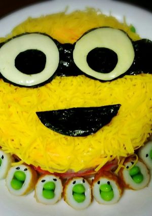 簡単♪ ミニオンズ すしケーキ♪-レシピのメイン写真