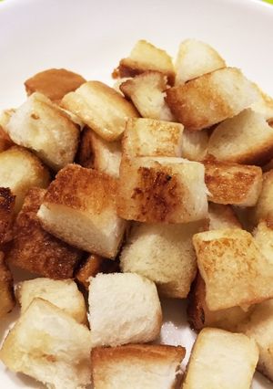 簡単!ミニクロワッサン風一口食パン-レシピのメイン写真