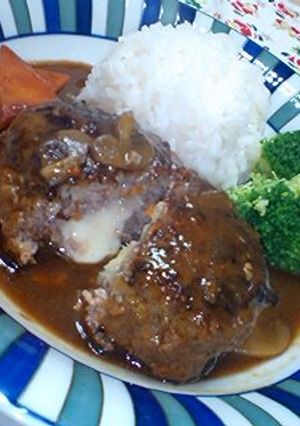 恋メシ決定版！とろ～り煮込みハンバーグ☆-レシピのメイン写真
