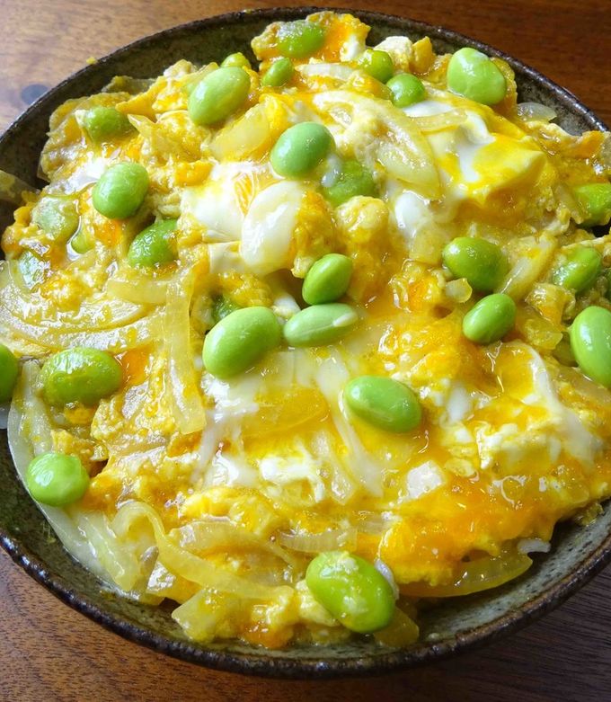 たまご丼・・枝豆たくさんのたまご丼 by おでのおでん