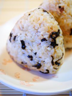✿塩昆布*ツナおにぎり✿-レシピのメイン写真