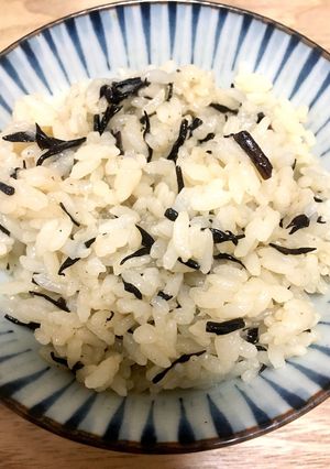 ひじきの炊き込みご飯-レシピのメイン写真