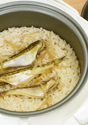 上品な味付け♪はたはたの炊き込みご飯-レシピのメイン写真